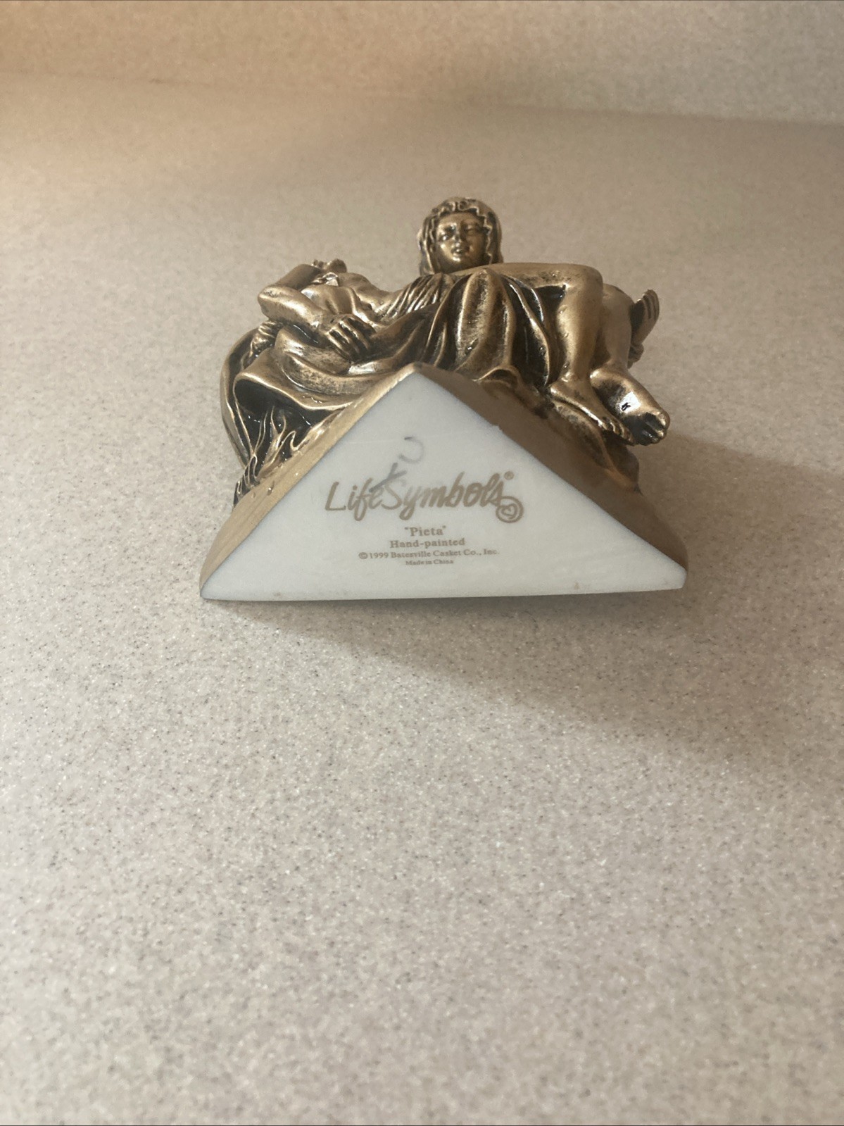 BATESVILLE CASKET COMPANY LIFE SYMBOLS PIETA CASKET CORNER FUNERAL