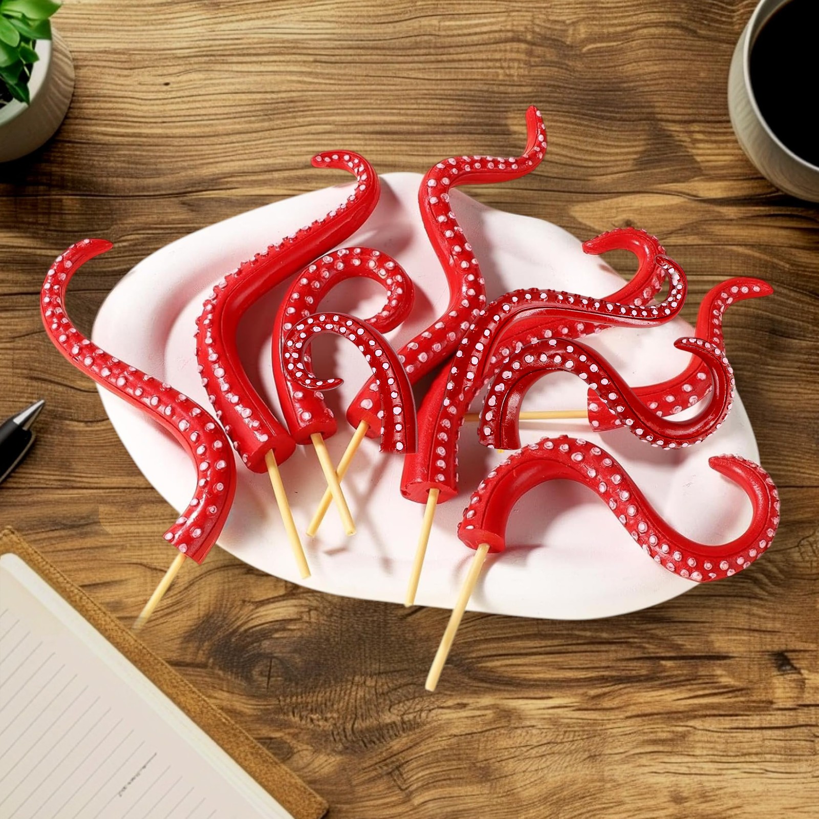 7Pcs Octopus Tentacle Plant Stakes Glow in The Dark Resin Luminescent at Nigh…