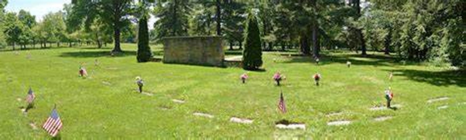 4 cemetery plots for sale Youngstown Boardman Twp Ohio Forest Lawn Cemetery