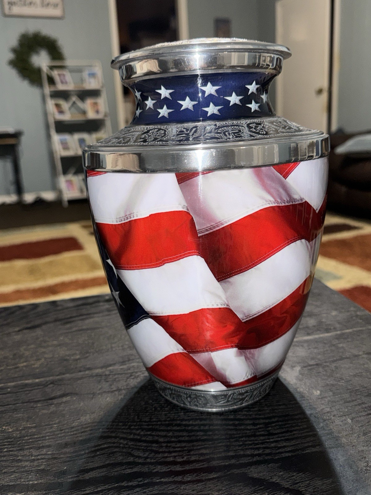 Everlight Memorials Large 10″ American Flag Cremation Urn for Human Ashes New