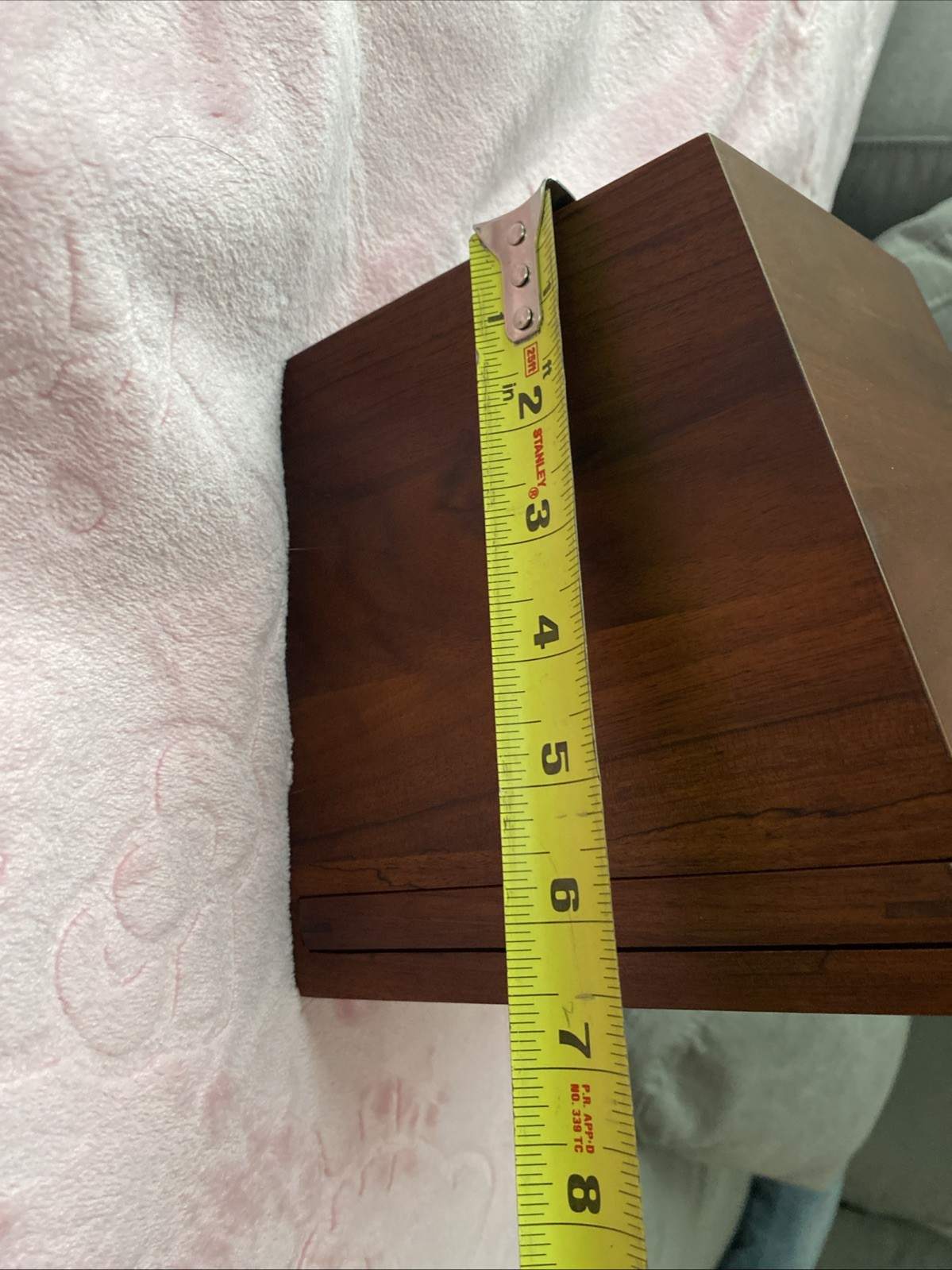 Aspen Studio The Memorials Cremation Photo Urn ~ Color Walnut