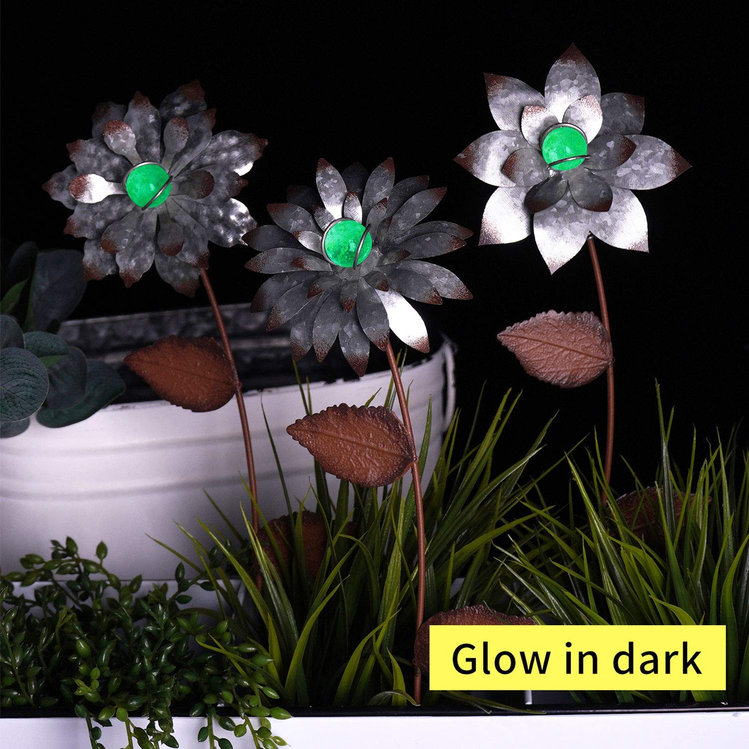 Garden Stakes Decorative, Metal Flowers for Outside, Glow in Dark Yard Lawn O…