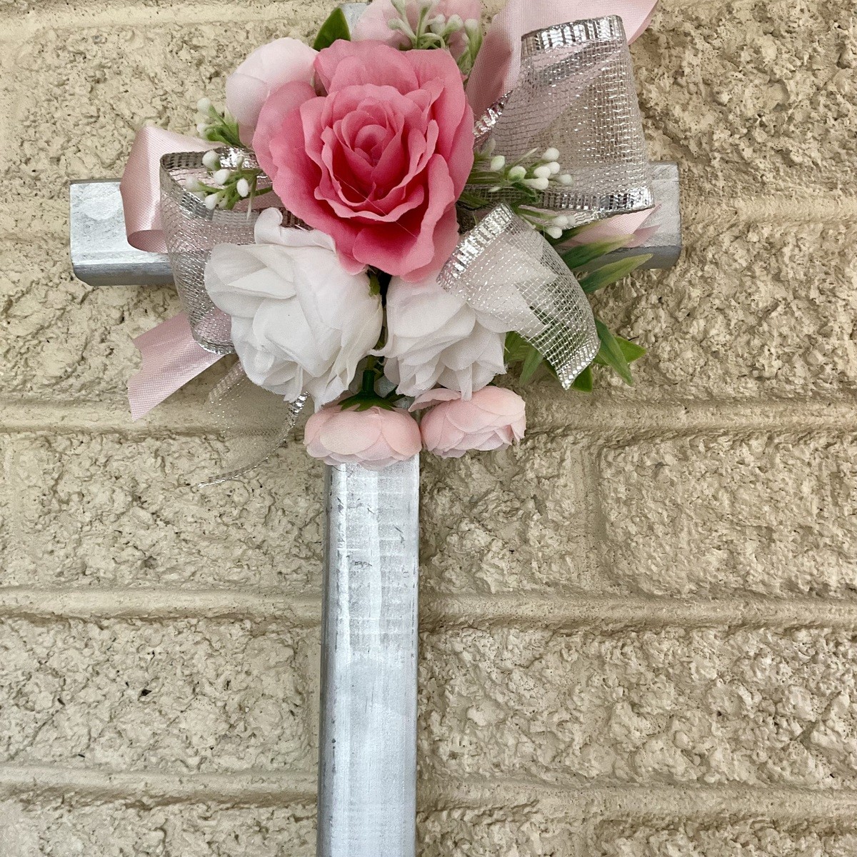 Cemetery flowers, cemetery decoration, memorial flowers for a female, cross memo