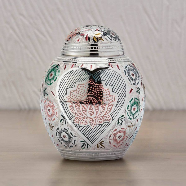 Small Lotus Heart Brass Pet Funeral Cremation Urn for Ashes, 40 Cubic Inches