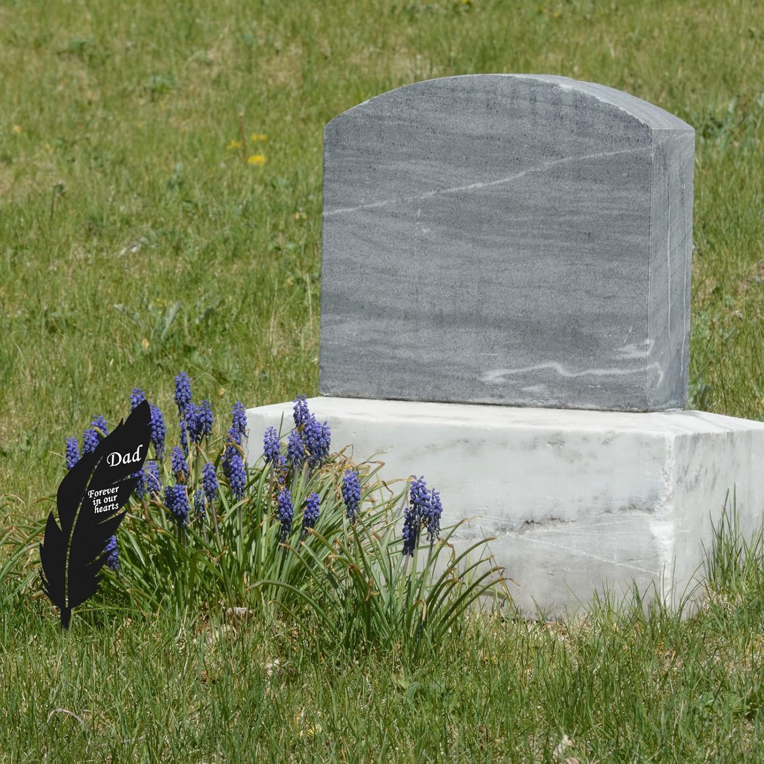 Dad Memorial Stakes Feather Grave Marker Engraved with ‘Forever in Our Hearts’ W