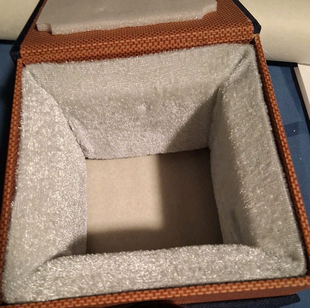 Mini Cremation Urn Heart with Stand & Box Keepsake Urn for Ashes-Adult,Child Pet