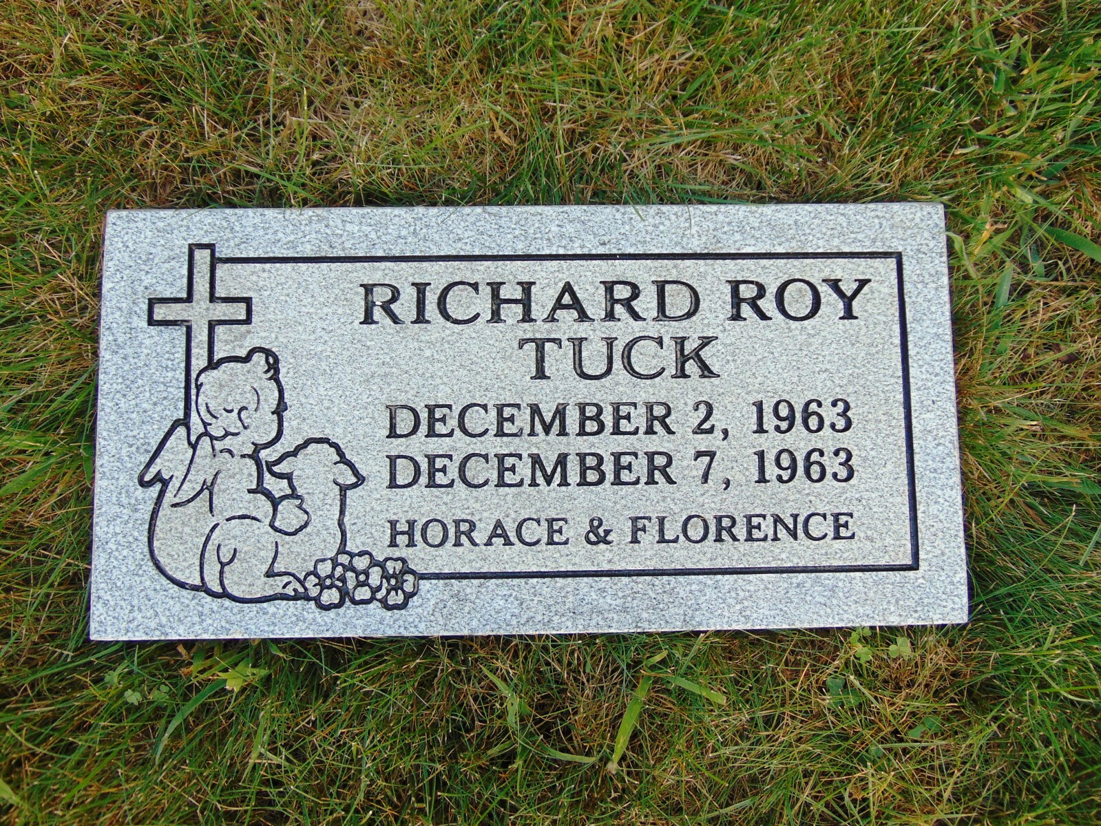 Cemetery flat marker 24x12x4″ sawn sides or edges includes engraving