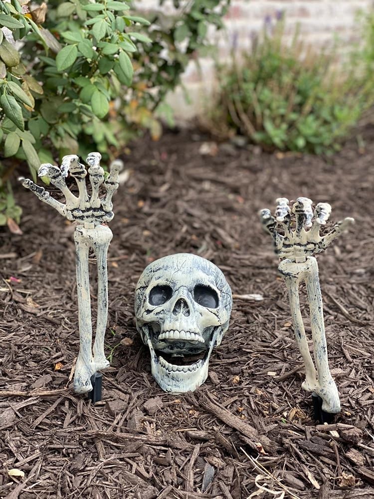 Realistic Skeleton Stakes Halloween Decorations Outdoor for Lawn Garden Zombi…