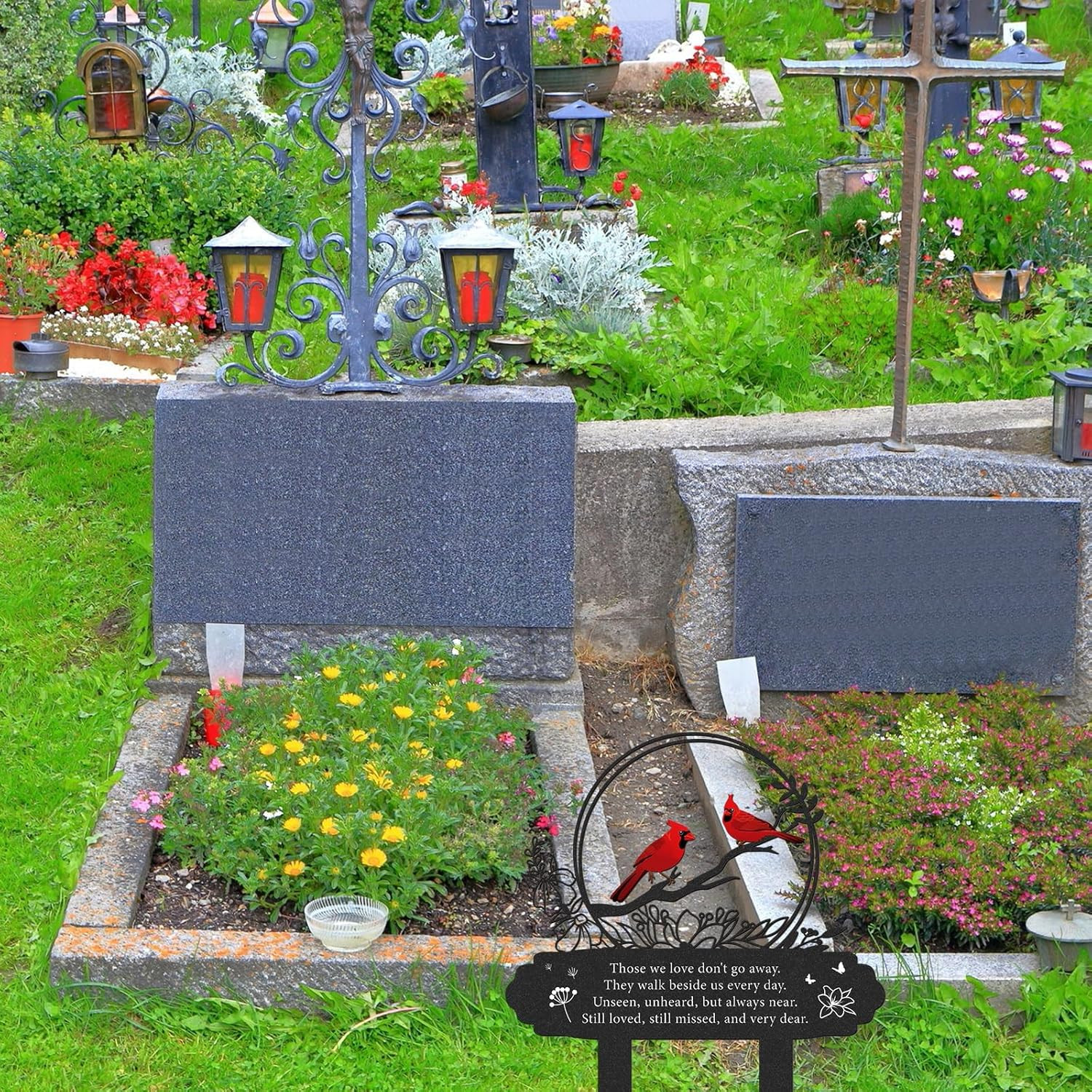 Cardinal Grave Decorations for Cemetery – Metal Memorial Plaque for Loved Ones,