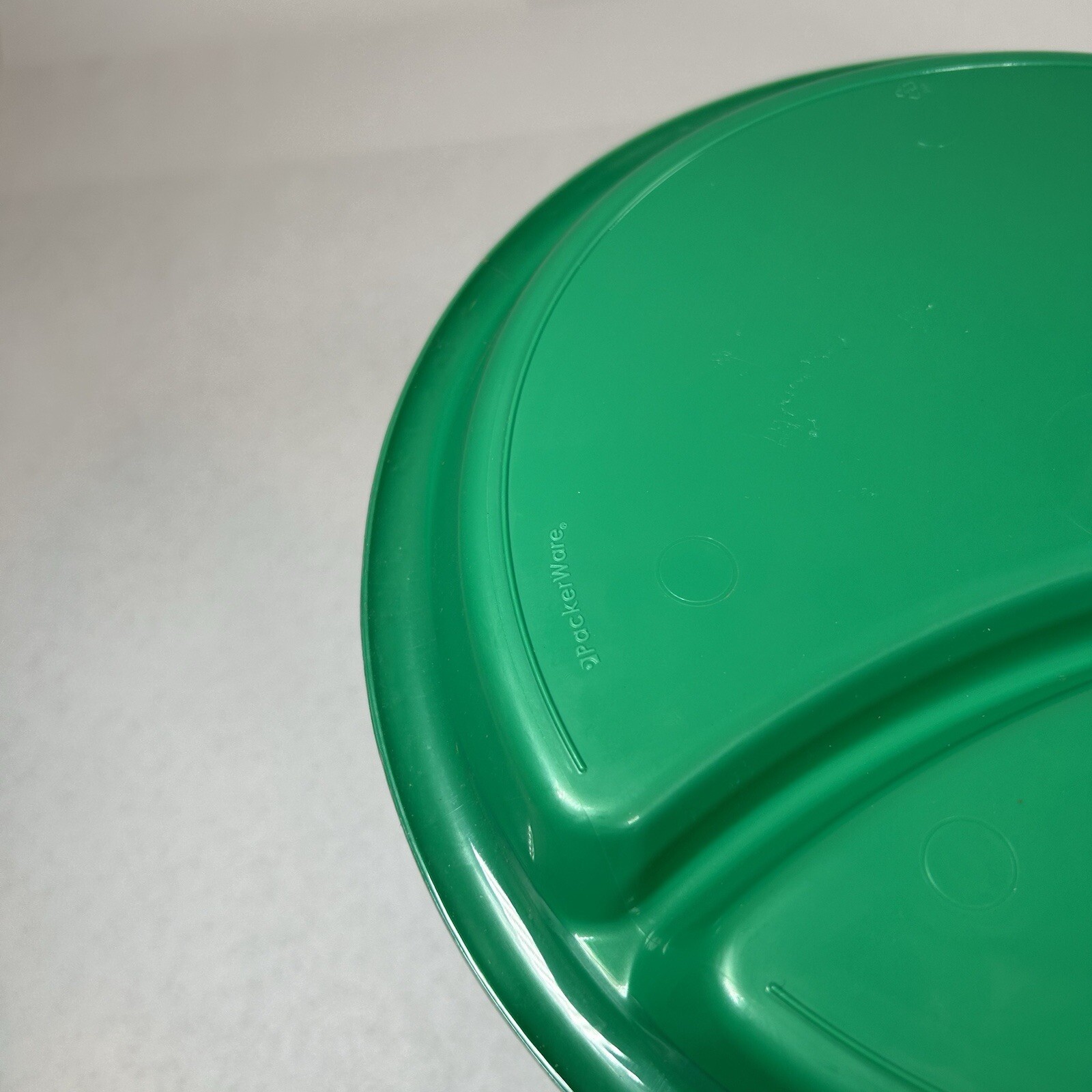 Vintage Packerware Sectional Plates Green 10” Diameter H10DIVPLTP1 Plastic New