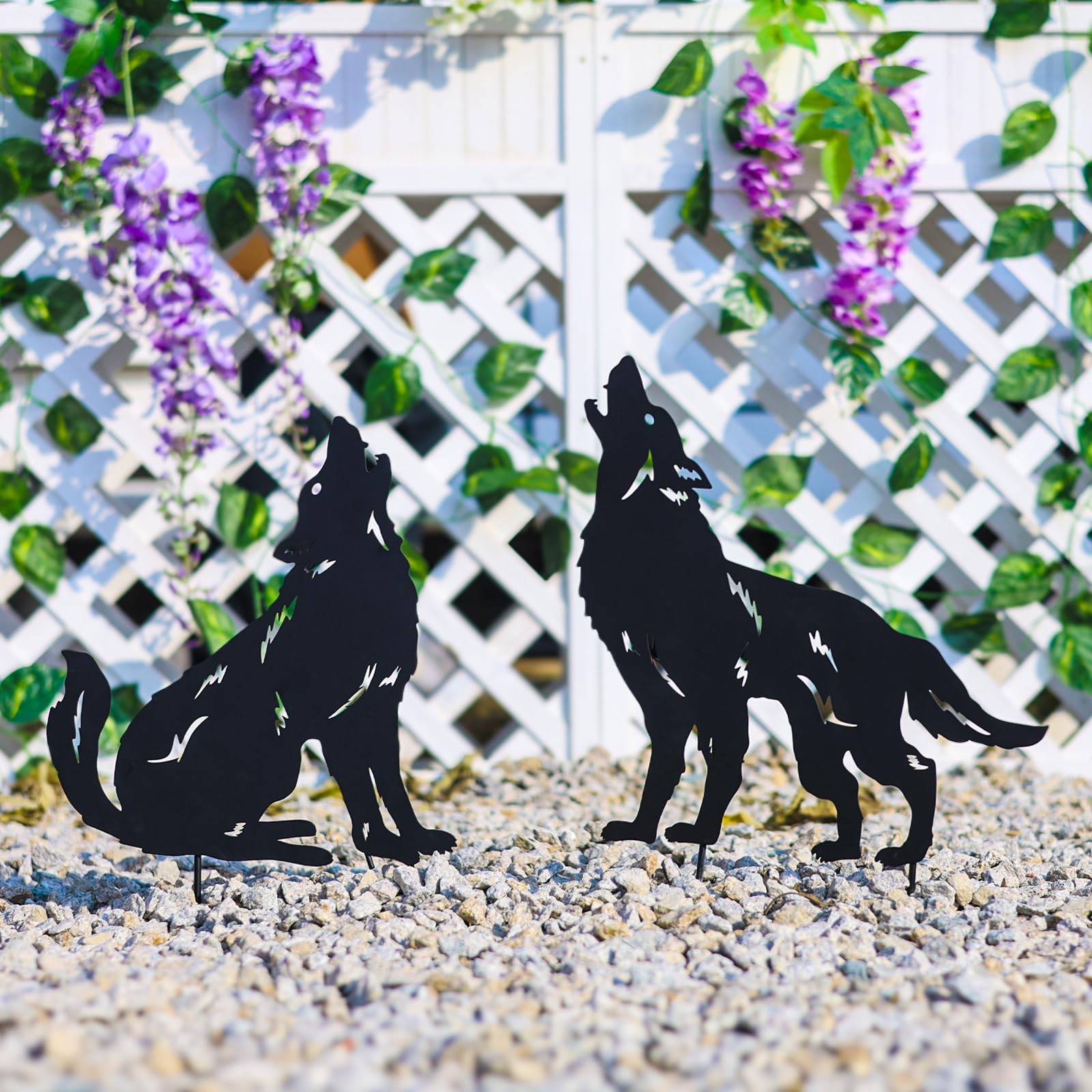 Wolf Metal Garden Decor Stakes – Outdoor Black Wolf Statues for Patio & Yard