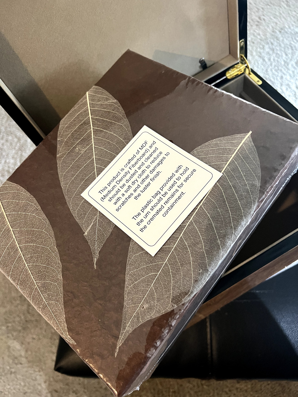 New Burlwood Cremation Box / Memorial Urn Kit with Brand New Biodegradable Urn