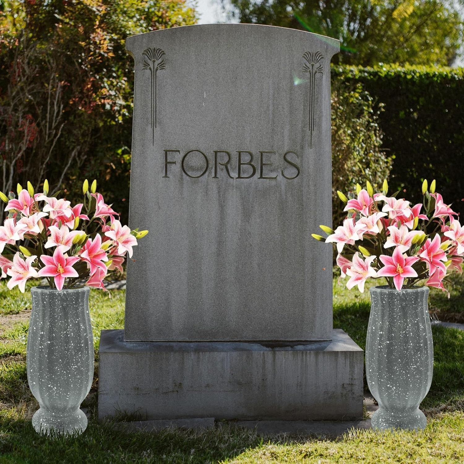 2PCS Durable Plastic Cemetery Vases with Metal Spikes – Flower Holders for Grave