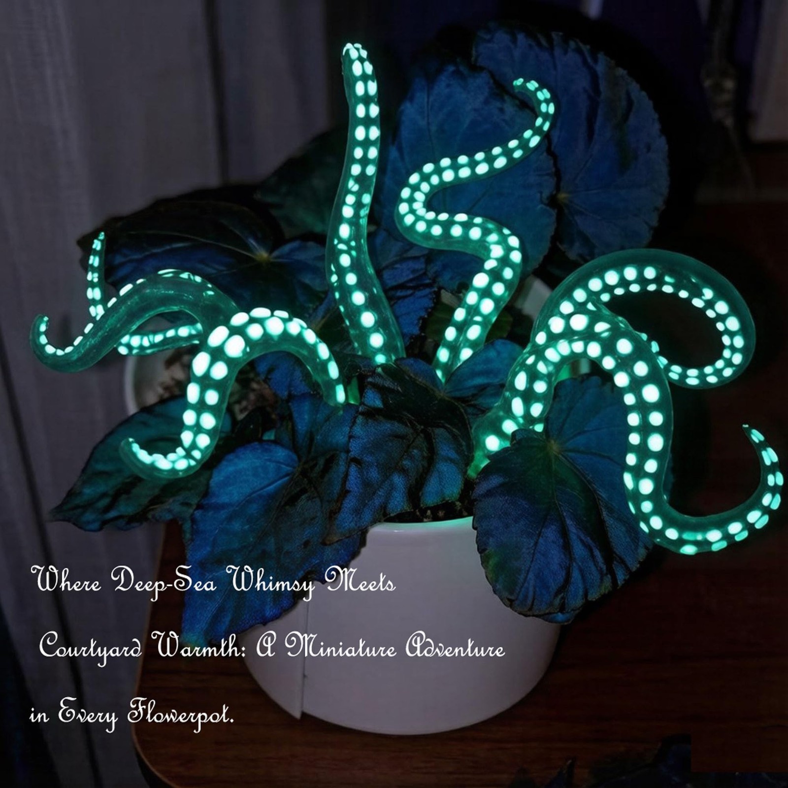 7Pcs Blue Octopus Tentacle Stakes Glowing in the Dark Garden Decor Halloween …