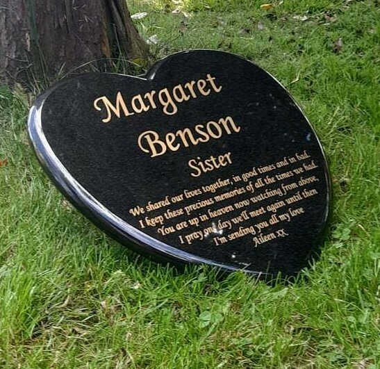 Personalised Black Granite Heart Memorial Grave Plaque Memorial HeadStone