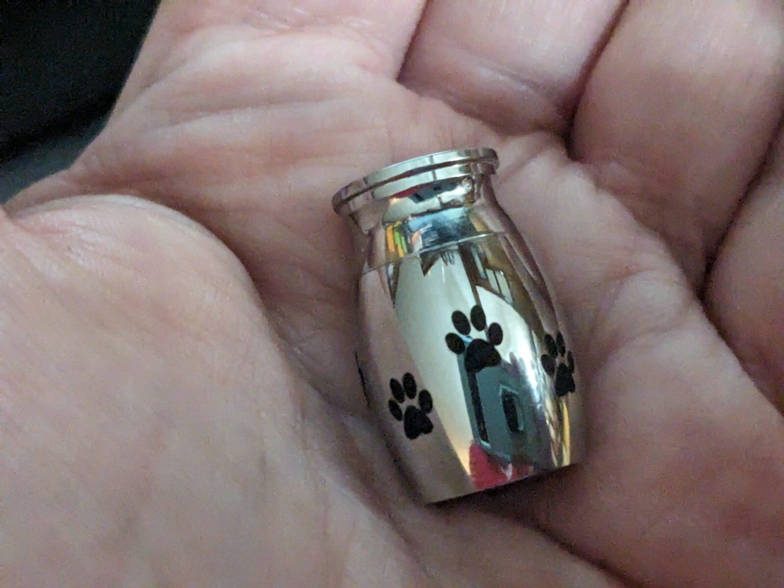 Tuft of Hair Keepsake Aluminum Cremation Urn w/Paw Prints Small Pet 1 inch NEW
