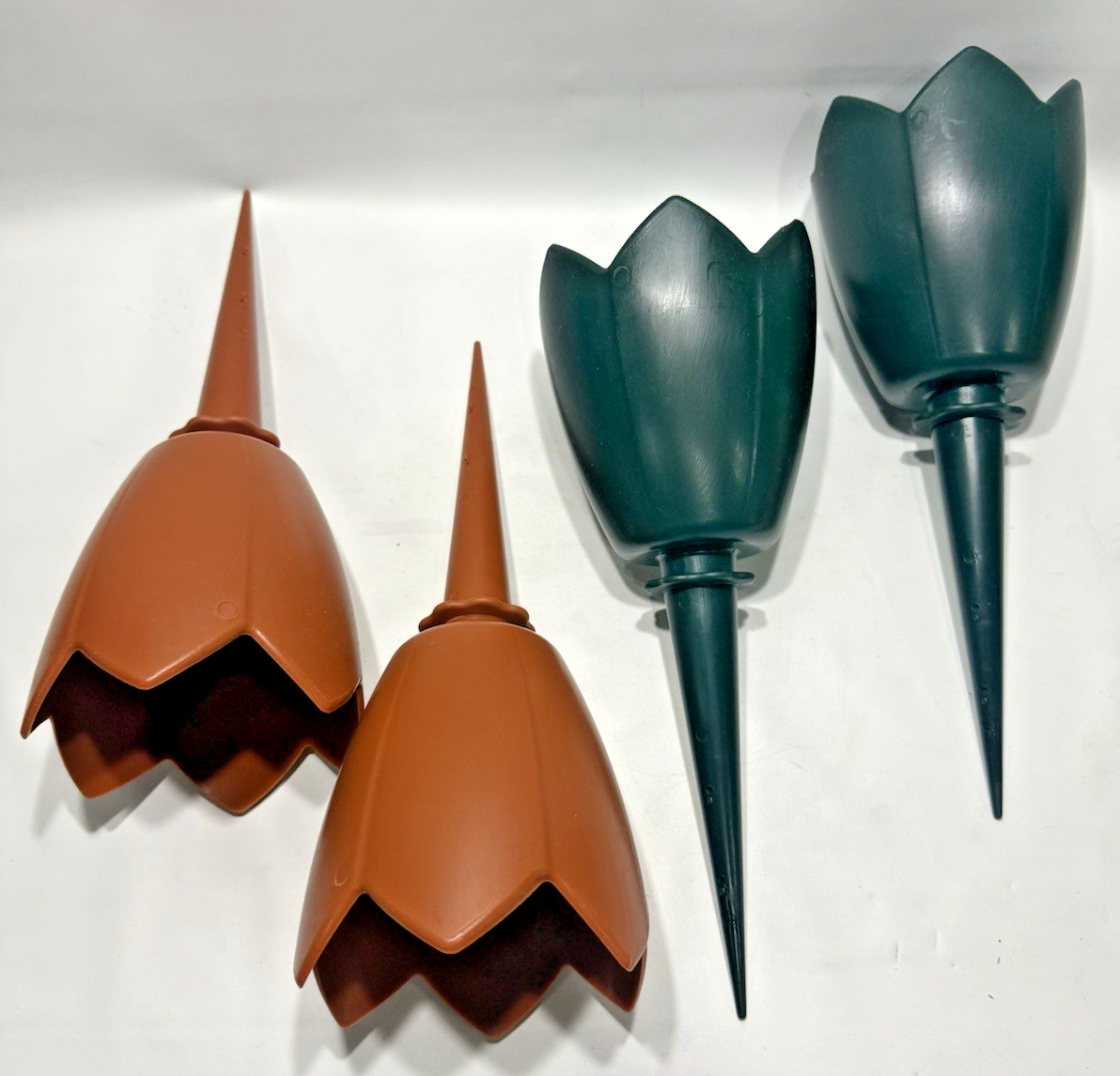 4 pk Memorial Floral Vase 5 Inch Green Rust Polypropylene Cemetery Ground Stakes