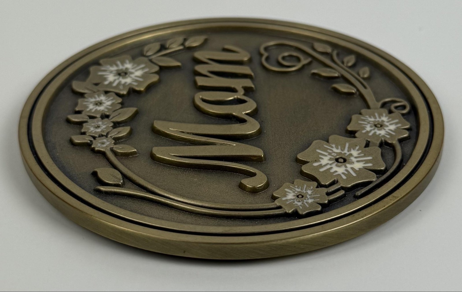 Batesville LifeStories Mom Bronze Floral Medallion Nameplate Hand Crafted Plaque