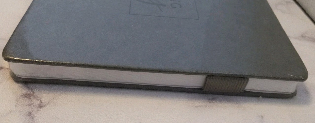 Clever Fox Funeral Guest Book In Loving Memory 10″×7″ Horizontal Layout Gray New