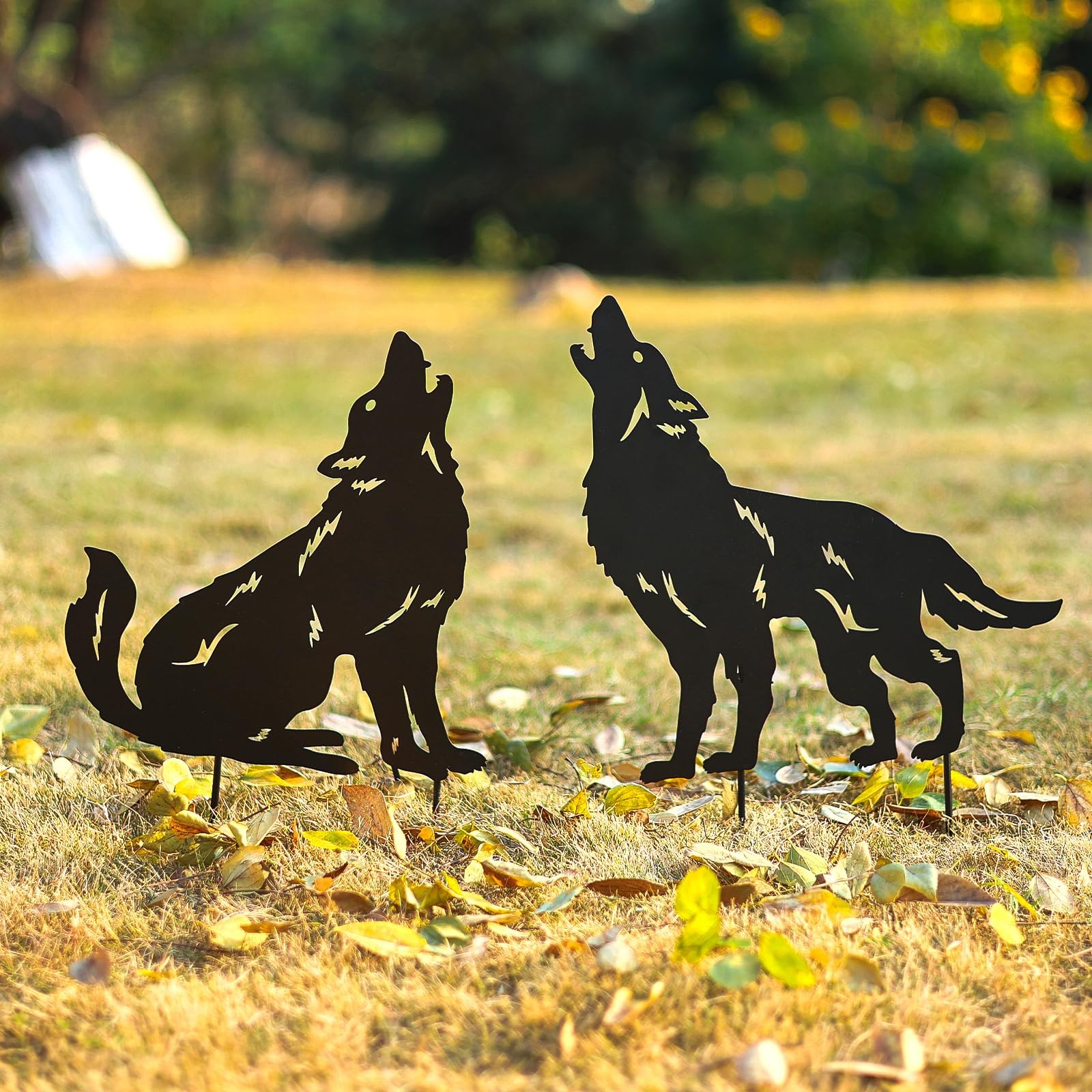 Wolf Metal Garden Decor Stakes – Outdoor Black Wolf Statues for Patio & Yard