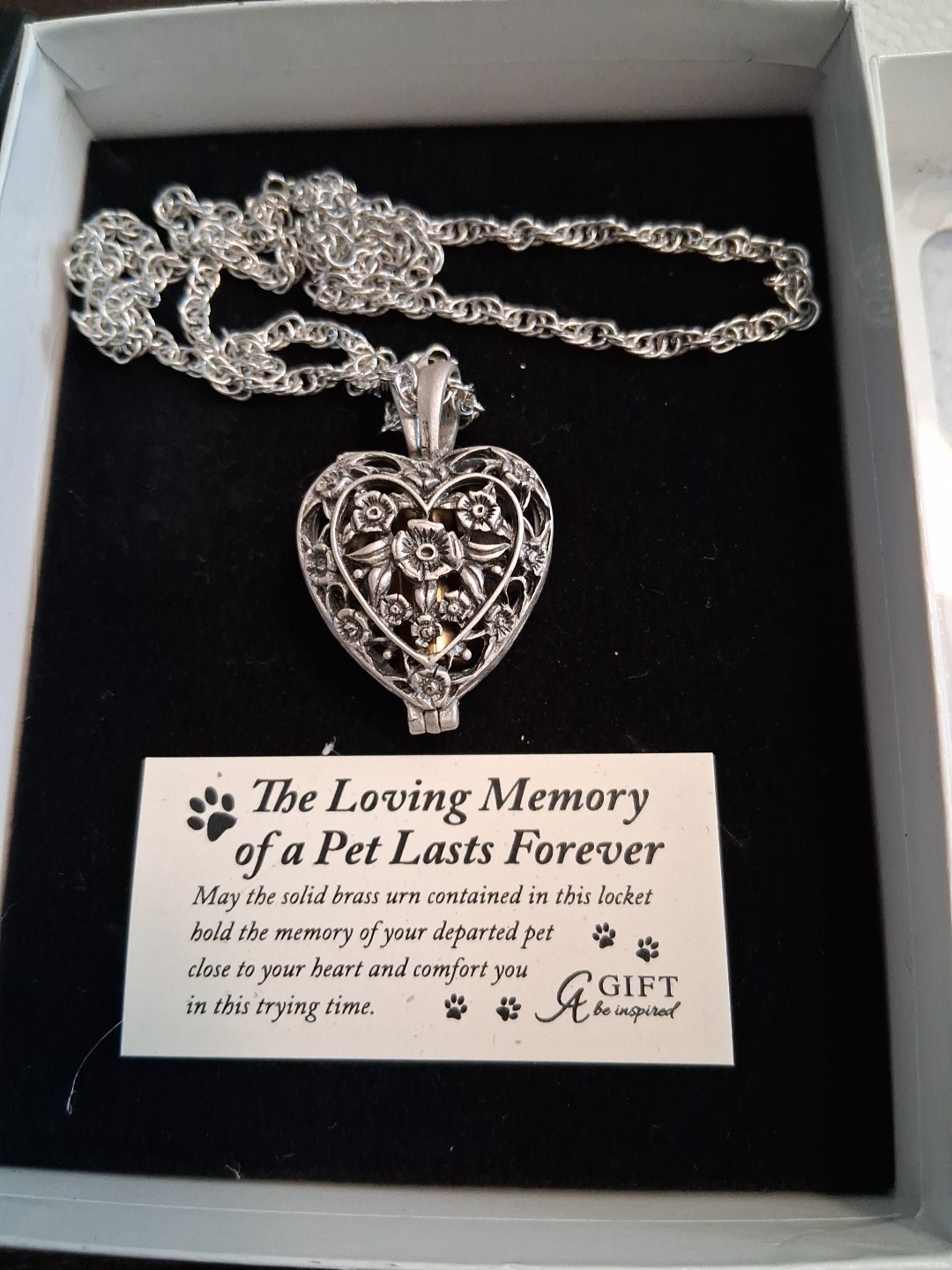 Always in my Heart Locket Urn Necklace Jewelry Cremation Ashes Silver / Brass