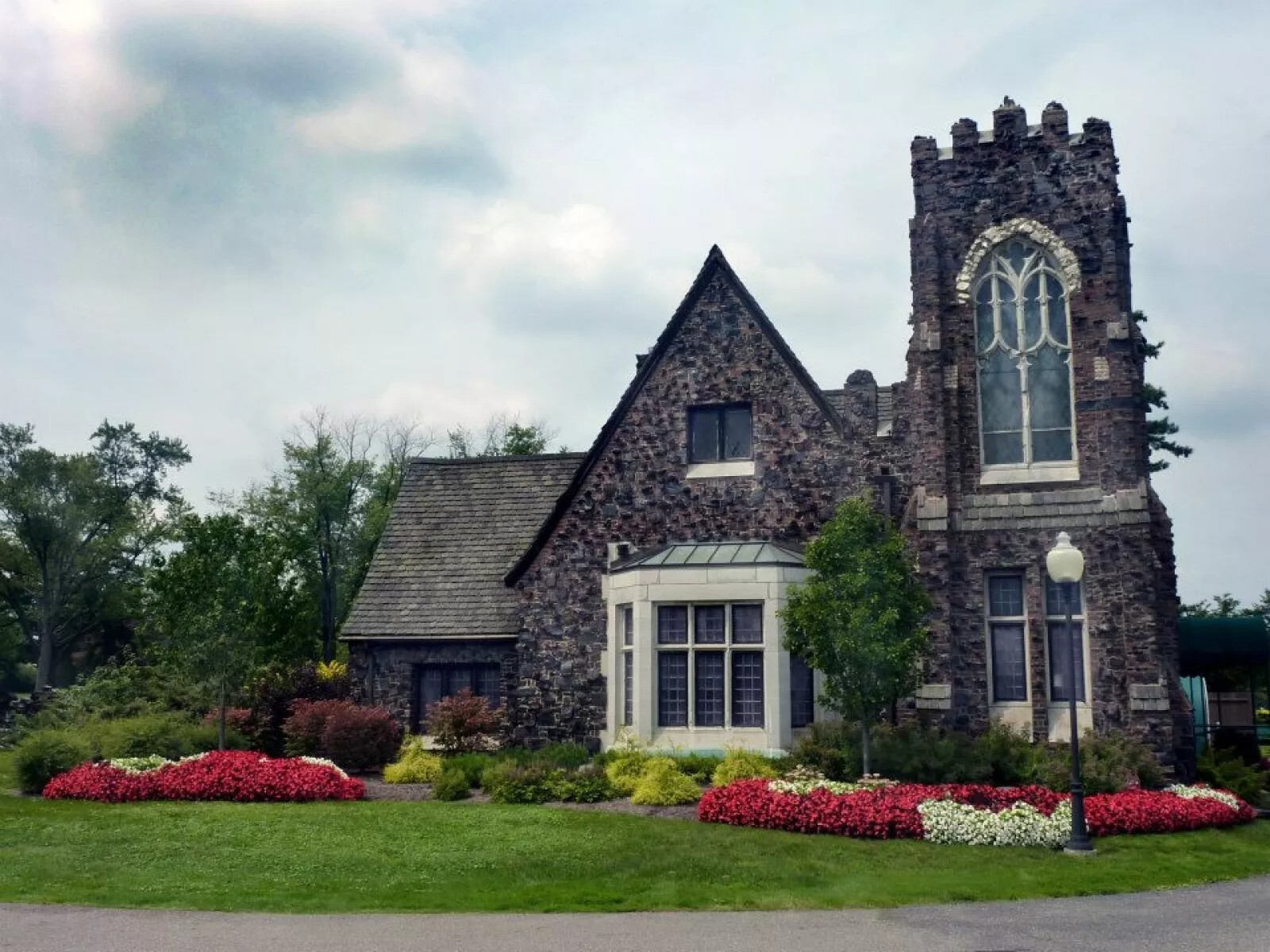 Crown Hill Cemetery | 39 plots for sale – many contiguous plots. Twinsburg, Ohio