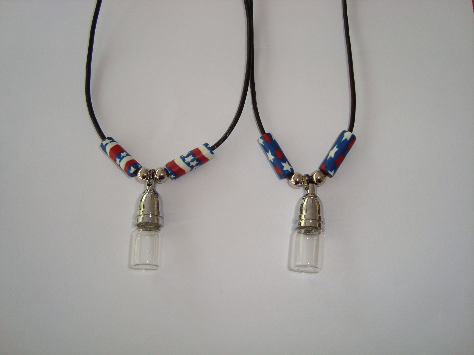 Memorial Keepsake Cremation Jewelry Ash Locket & Leather Necklace USA star beads