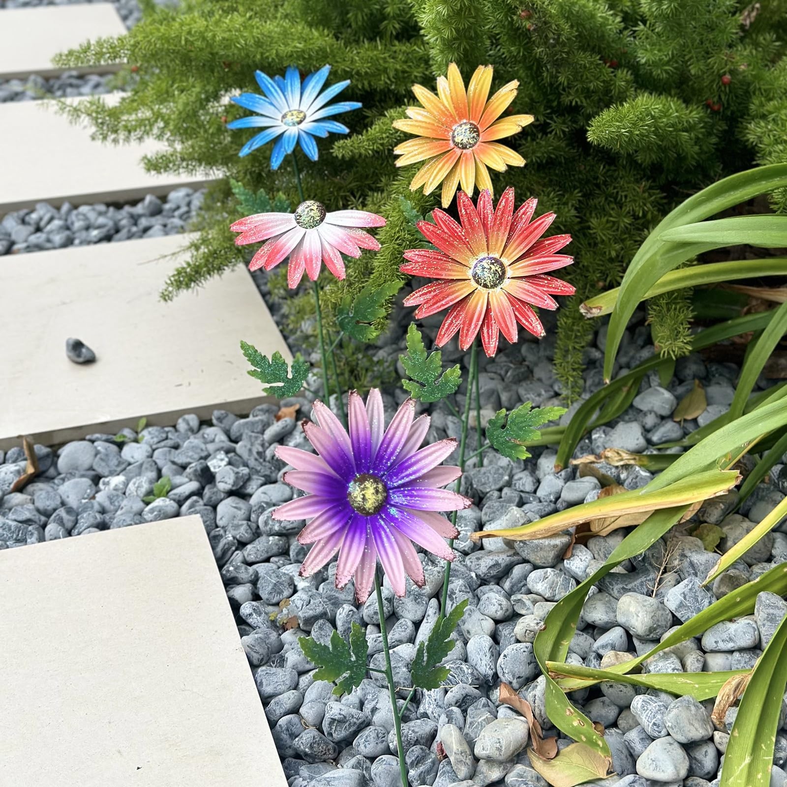 4-Pack 16.5″ Metal Daisy Garden Stakes – Flickering Outdoor Patio & Lawn Decor