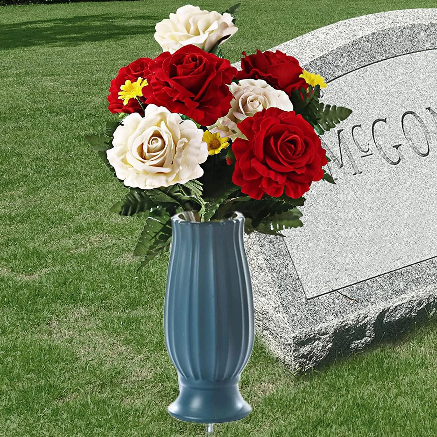 2 Pcs Cemetery Vases with Spikes,Grave Vases for Cemetery with Metal Spikes and