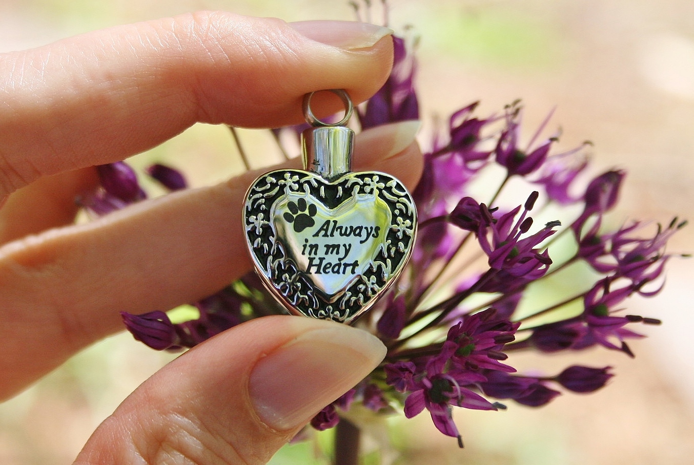 Keyring Urn .5″ Key Chain Pet Cremation Pendant Dog Cat Ash Always in my Heart