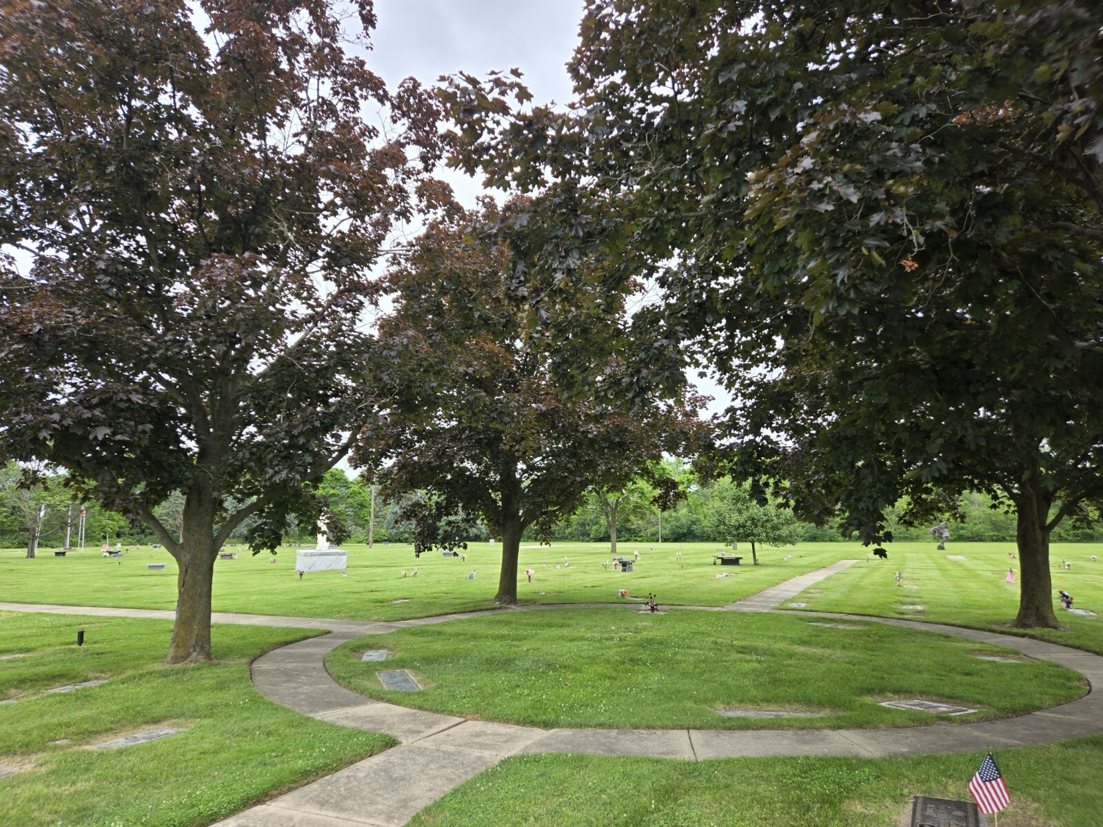 (2) BEAUTIFUL CEMETERY PLOTS CHRISTIAN MEMORIAL CEMETERY ROCHESTER MICHIGAN
