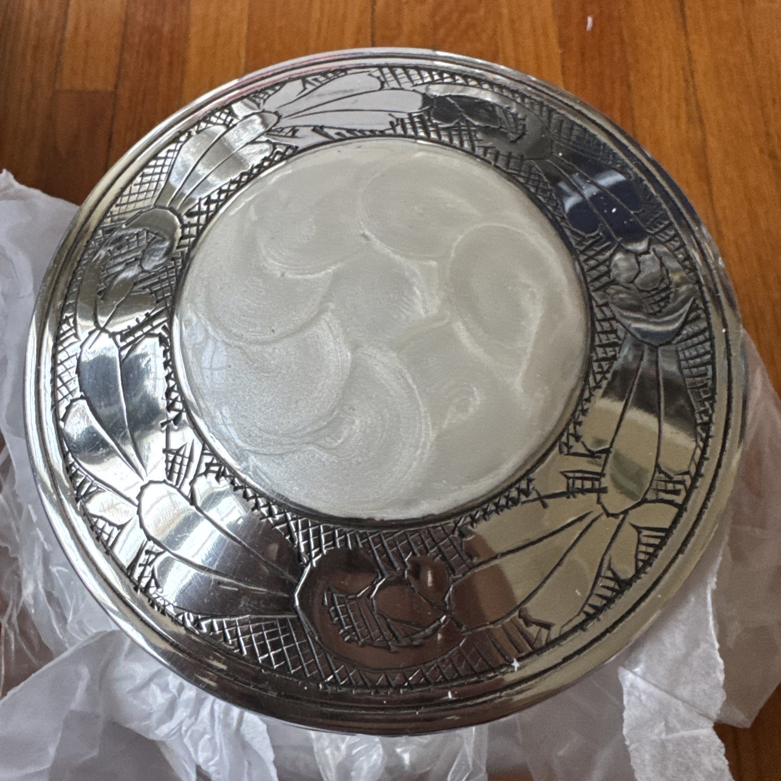 Loving Angel – White Cremation Urn Adult Large