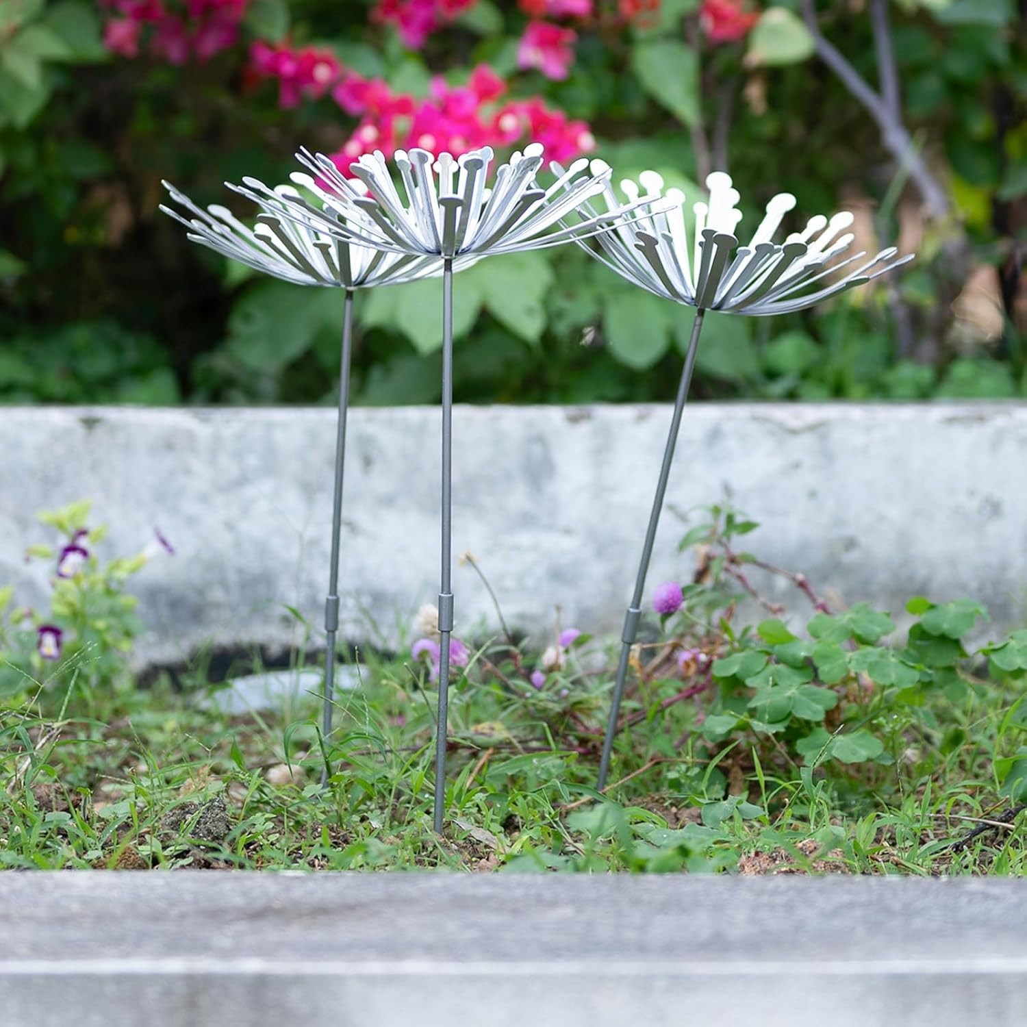 Metal Flowers – Unique Dandelion Design Outdoor Garden Stakes, Durable Weather-R