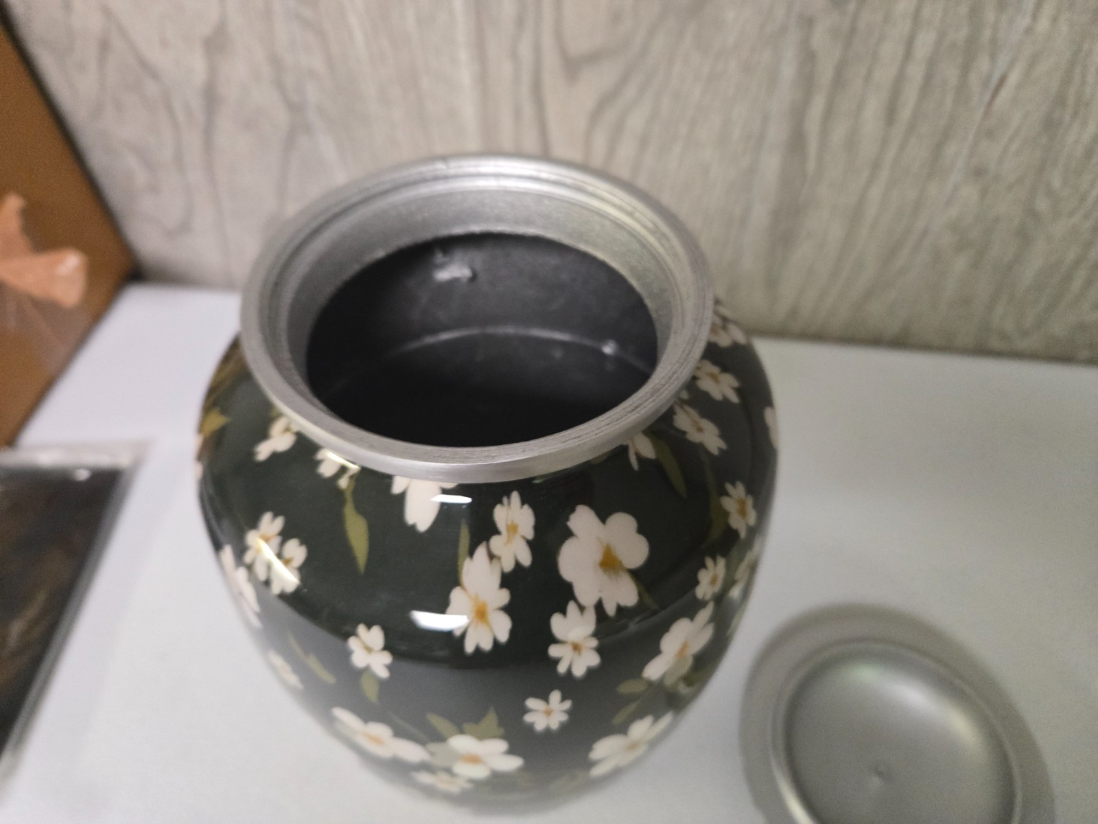 Cogent Memorials Cremation Urn for Ashes Green with White Floral Design – 200 Cu