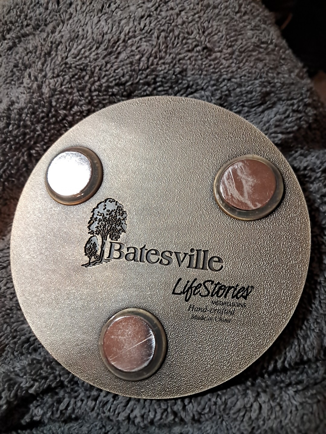 Batesville Casket Coffin Medallion Magnet Funeral, Devotion, Praying