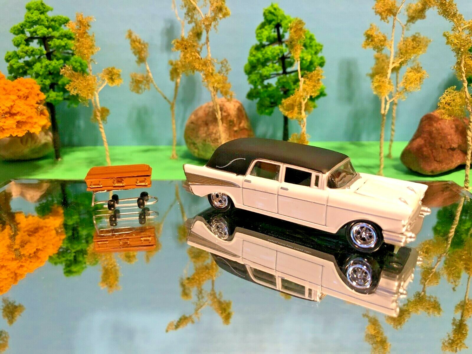 Hearse, Funeral Home, Grave, Beautiful 1957 Chevy, 1/64 Scale, Casket & Gurnee