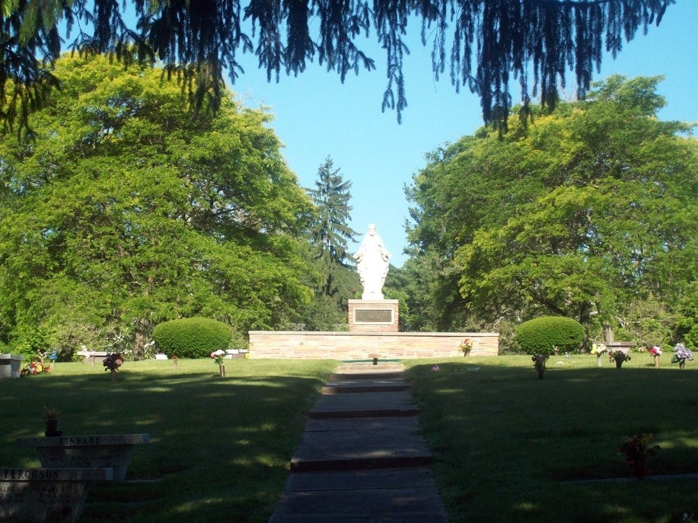 Cemetery double lot Deepdale Memorial Gardens, Lansing, MI