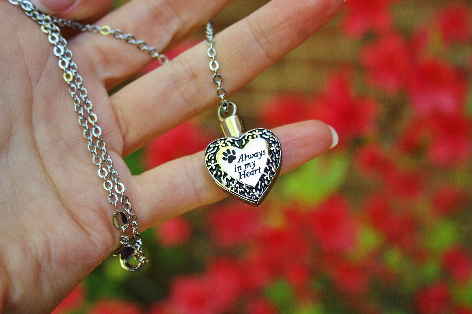 Keyring Urn .5″ Key Chain Pet Cremation Pendant Dog Cat Ash Always in my Heart