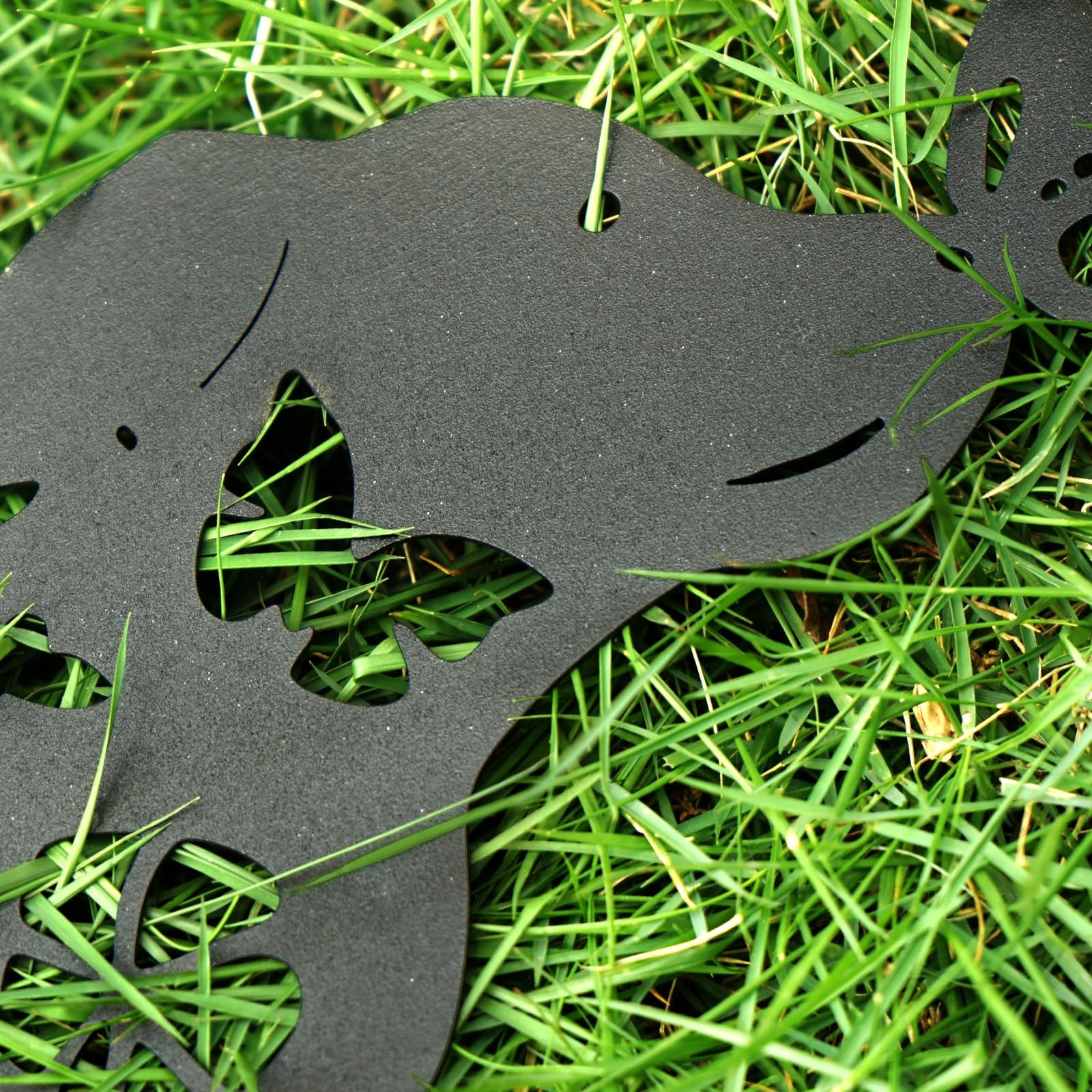 Metal Dog Garden Stakes Lawn Decor (2 Pack),17″ Black Dog Silhouette Yard Dec…