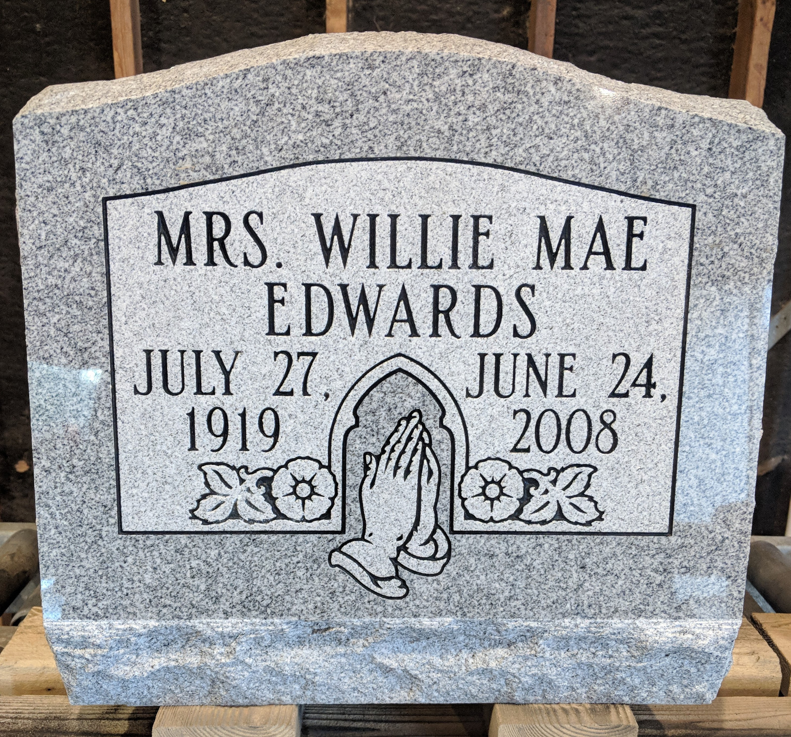 Granite Memorial Slant Grave Marker Cemetery Funeral 16″x8″x14″ with Design