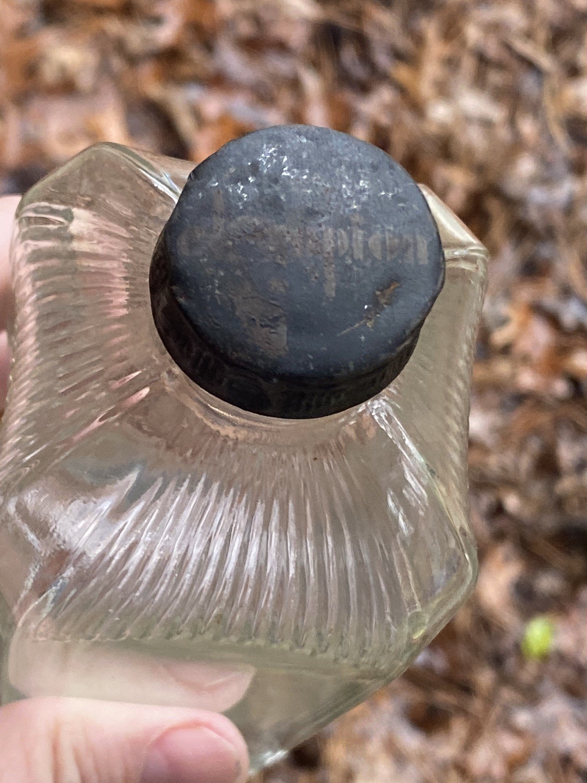 VINTAGE ANTIQUE CHAMPION EMBALMING FLUID GLASS BOTTLE WITH LID SPRINGFIELD OHIO