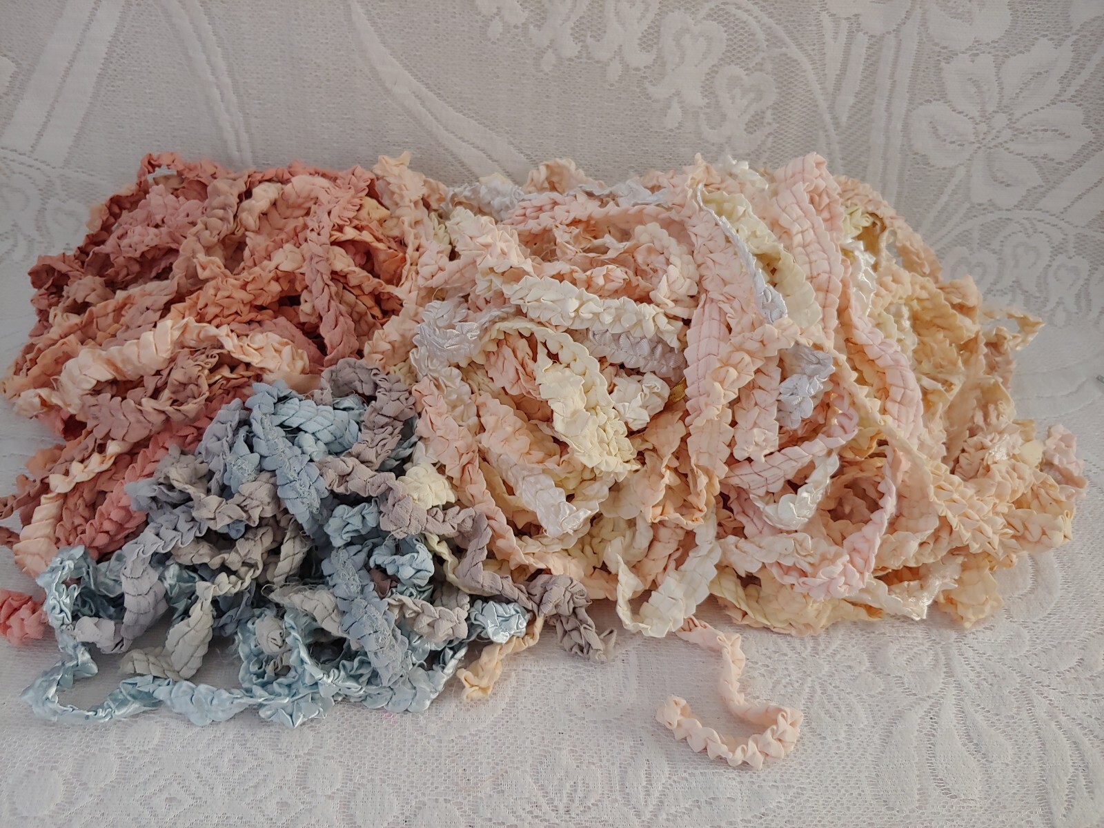 VTG CASKET RIBBON TRIM🌺FUNERAL DECORATION Cream Pink Blue 1940-50 3 LG Hanks