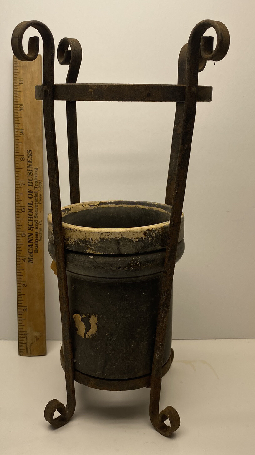 cemetery Clay Pot memorial flowers metal flower holder