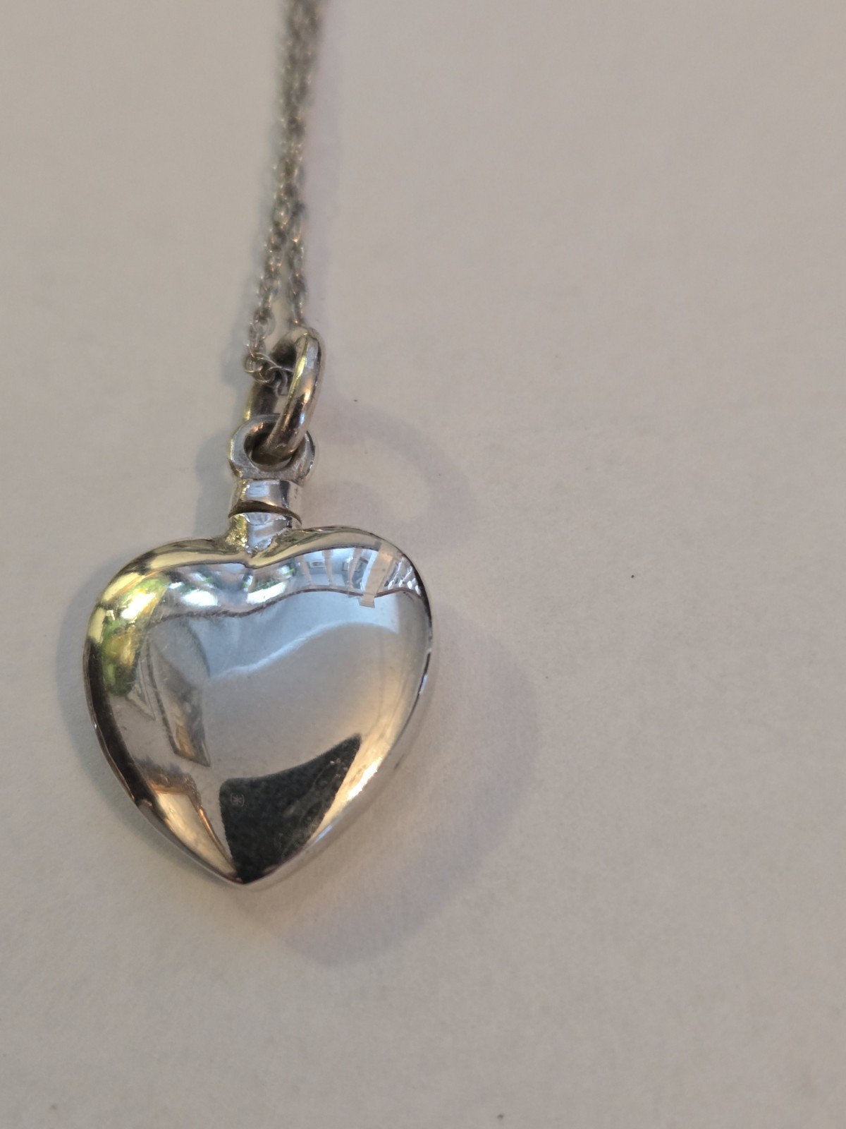 Sterling Silver 925 Cremation Urn Pendant Heart/Teardrop & 20″ Chain CHOOSE ONE