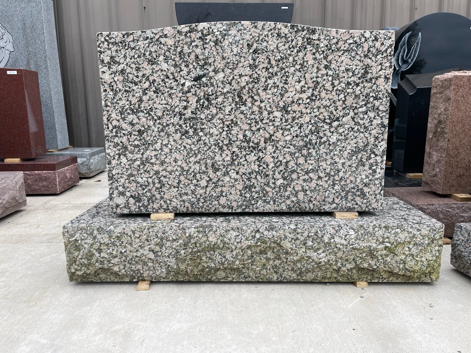 Gris Monadriz Granite Serpentine Monument Headstone Grave Marker MN-02B