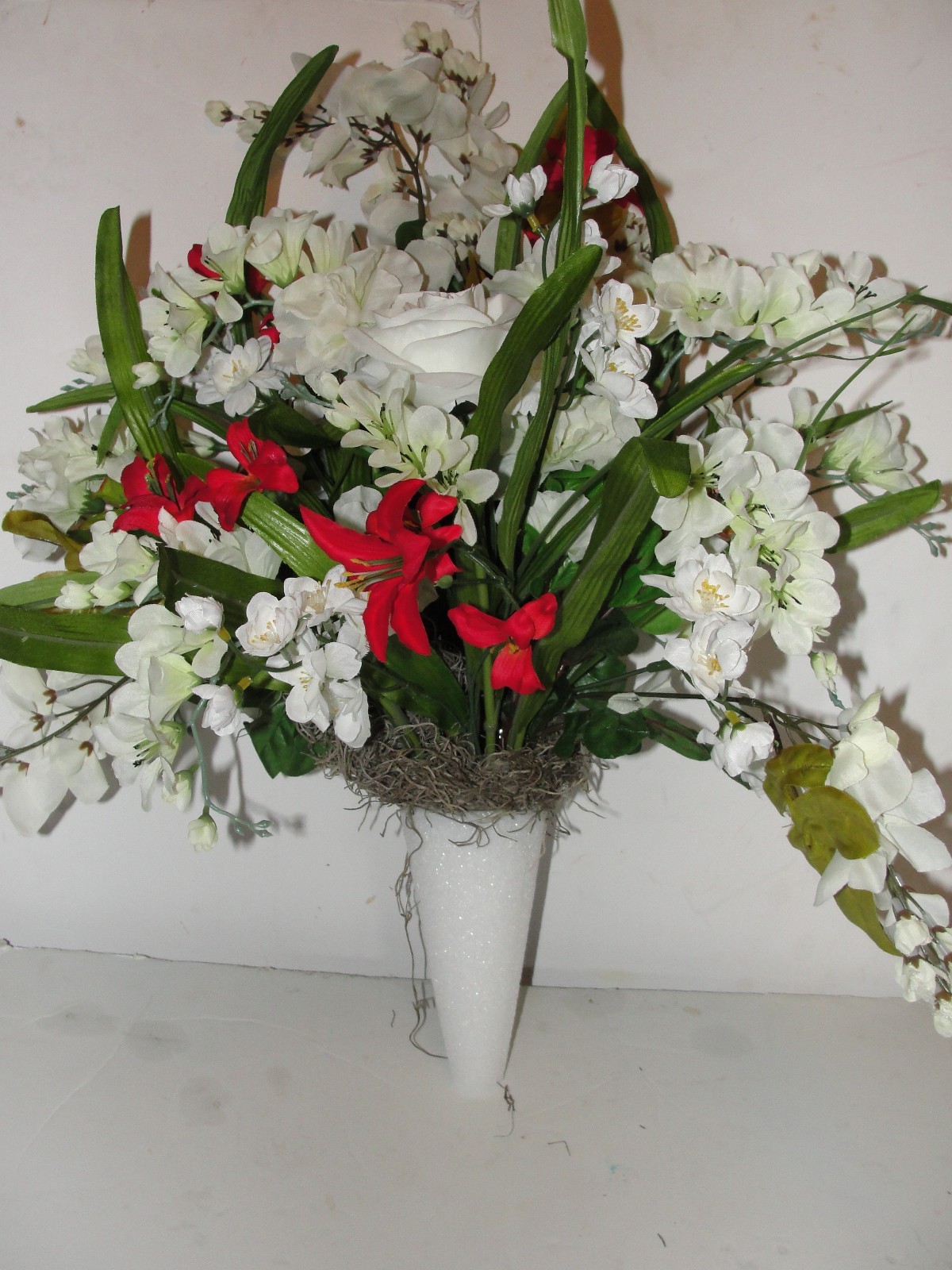XL White Headstone Cemetery Saddle w/ touch of Red and Two Side Urn Arrangements