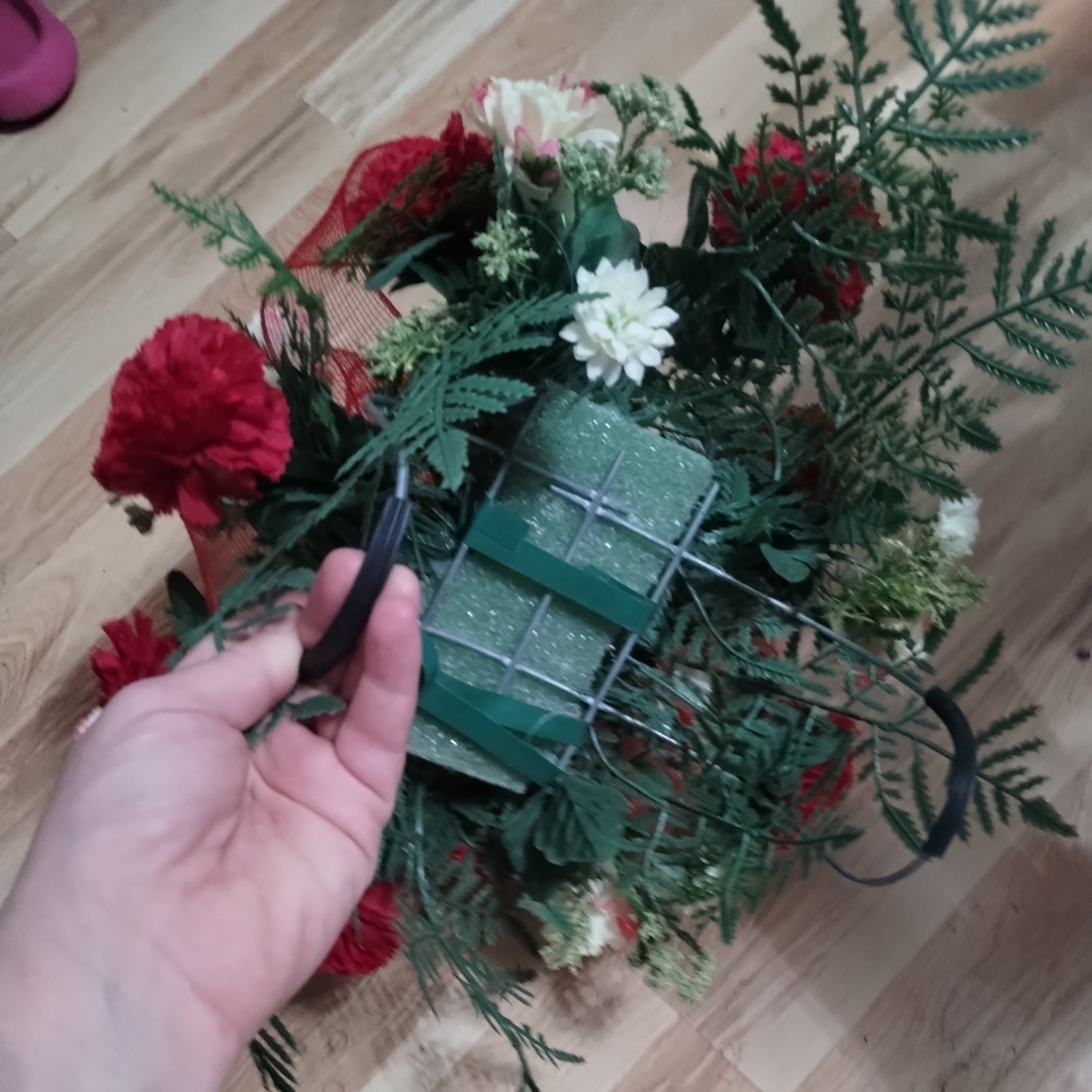 Memorial cemetery Saddle Flower Arrangement Small