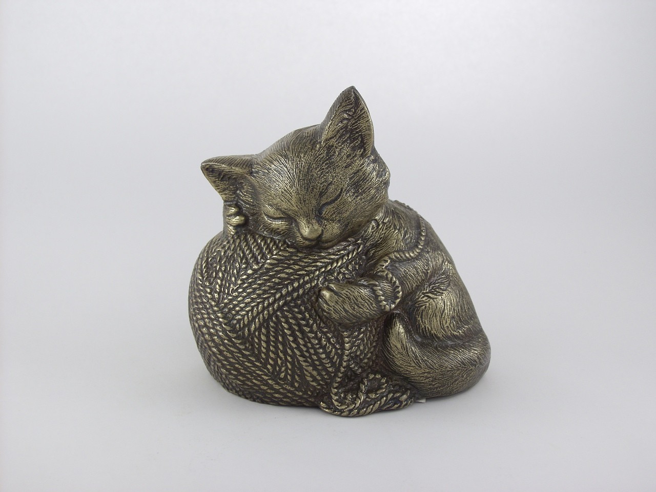 Small/Keepsake 40 Cubic Inches Gold Precious Kitty Urn for Cremation Ashes