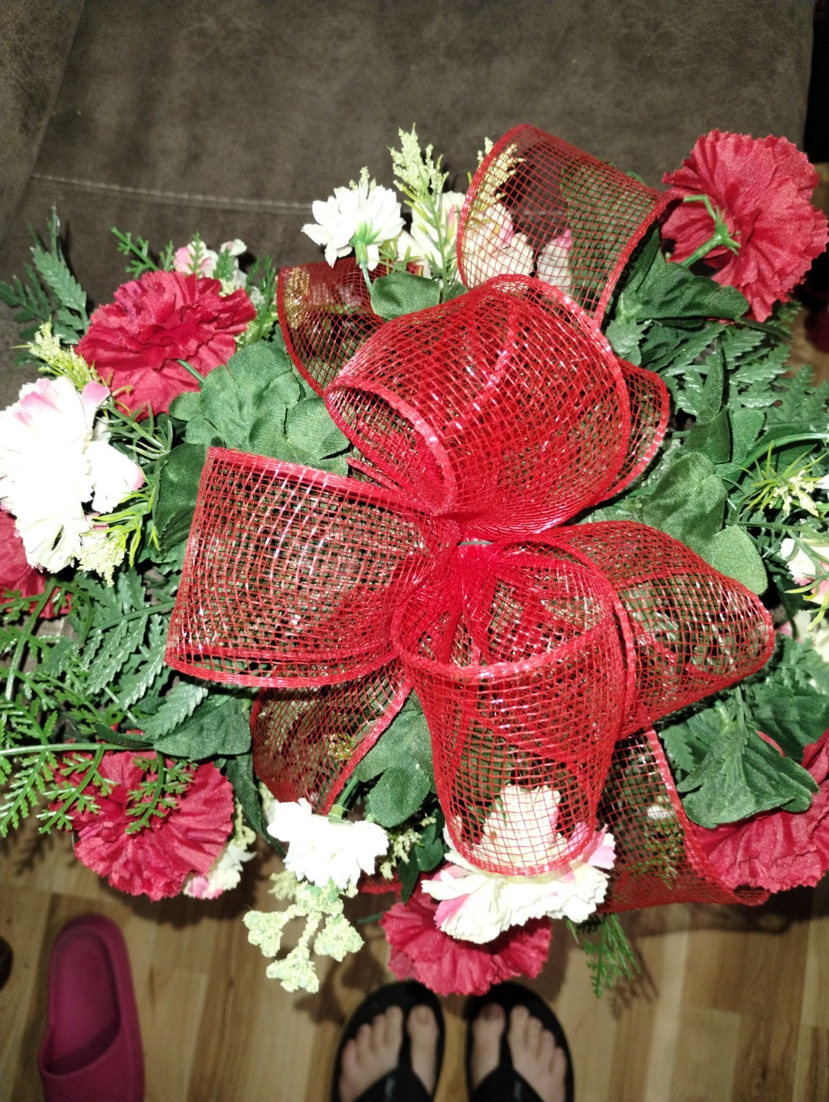 Memorial cemetery Saddle Flower Arrangement Small