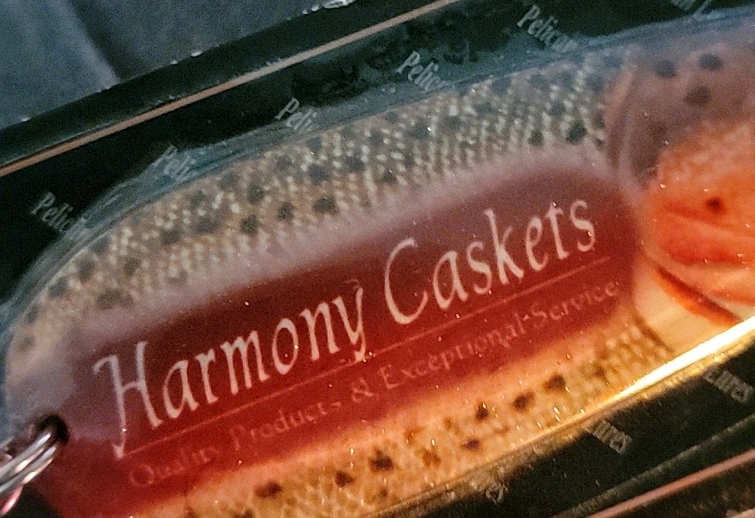 ⚰️ VINTAGE FUNERAL HOME CASKET COMPANY FISHING LURE ADVERTISING MORTUARY PELICAN